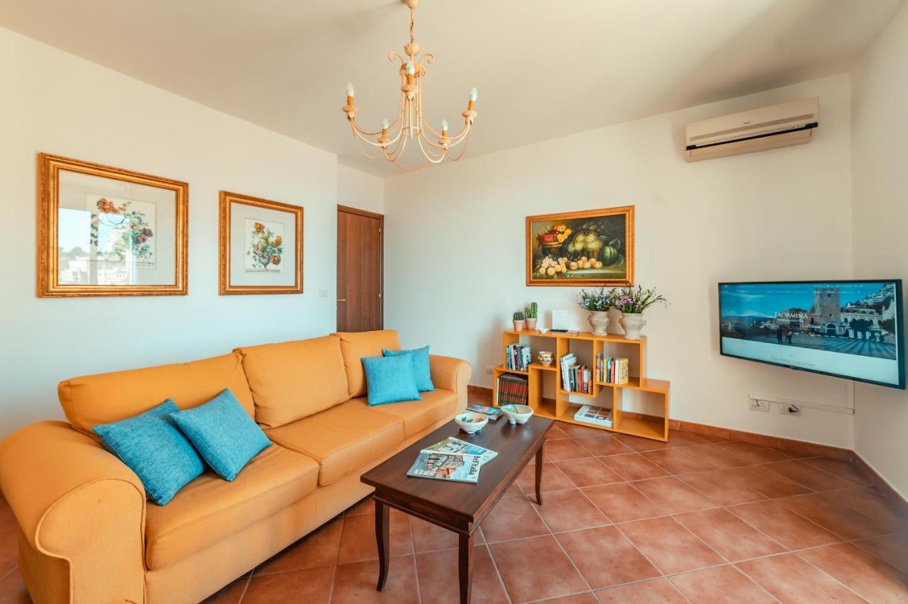 Taoapartments - Casa Vittoria ตาออร์มินา ภายนอก รูปภาพ